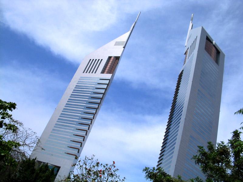 Foto: SAE � Spojen� Arabsk� Emir�ty-Emirates Towers
