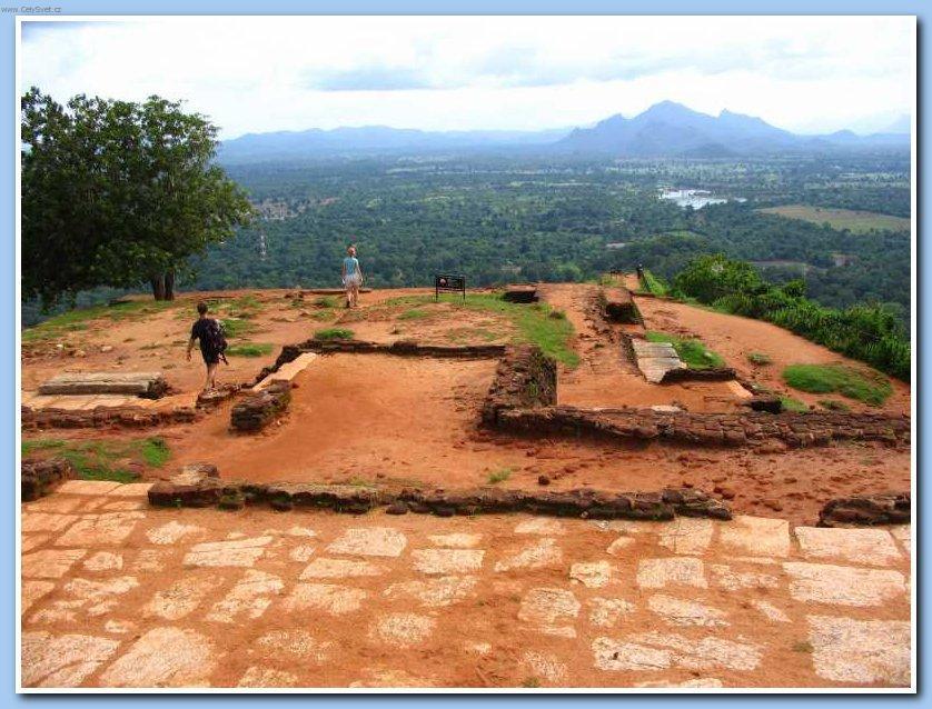 Foto: Sr� Lanka-z��ceniny na vrcholu