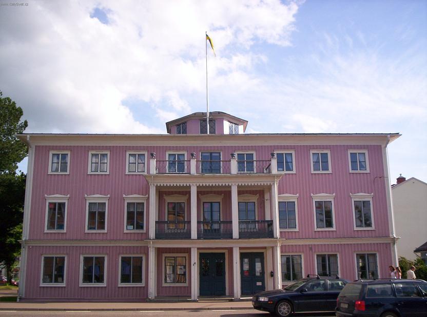 Foto: �v�dsko-Tr�slottet- nejstarsi dum v Sunne