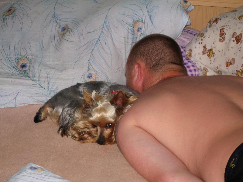 Foto: Odpo�inek-Oba dva m� mil��ci si pr�v� davaj� �lof�ka