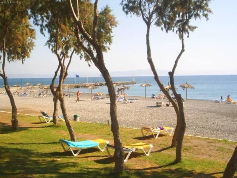 Foto: kr�sn� pl� kousek od hotelu Edmark