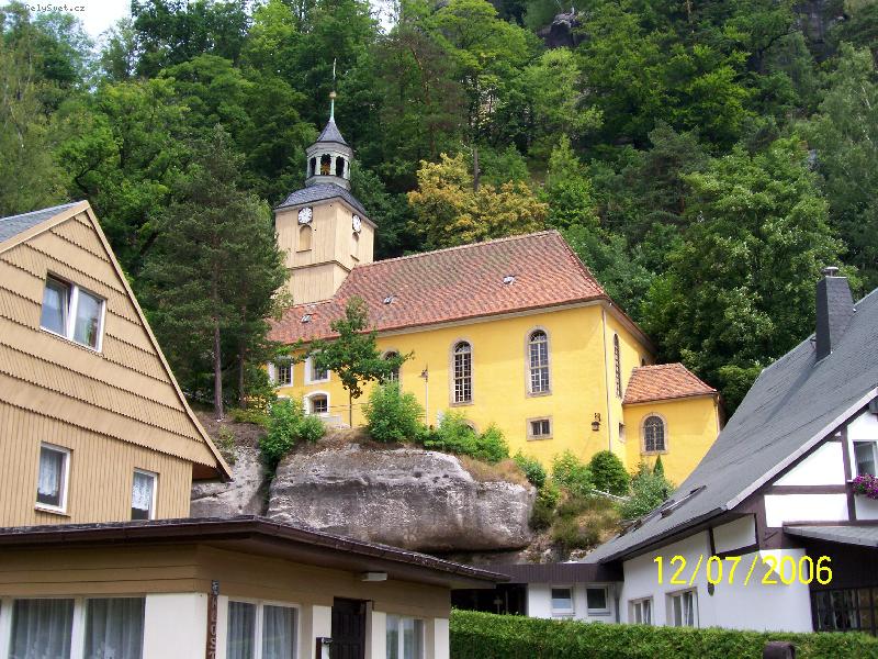 Foto: Kurort Oybin-Kostel na p�skovcov� sk�le