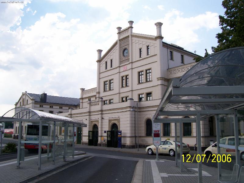 Foto: Zittau-Hlavn� vlakov� n�dra�� DB v Zittau.