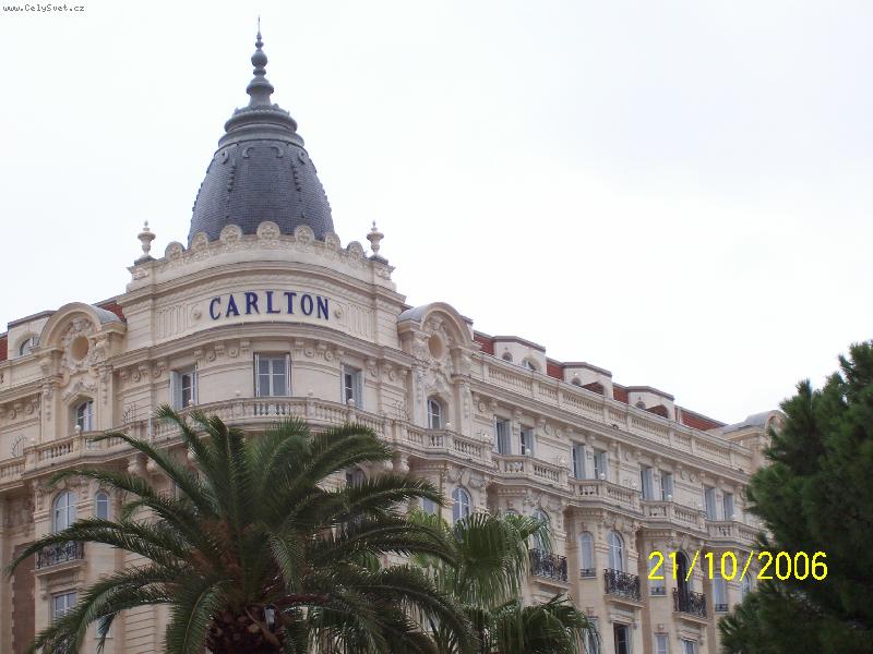 Foto: Cannes-Hotel filmov�ch hv�zd Carlton v Cannes