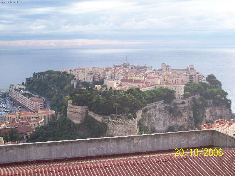 Foto: Monako-Kn�ec� pal�c od Exotick�ch zahrad.