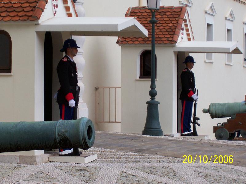 Foto: Monako-St��d�n� str�e u kn�ec�ho pal�ce.