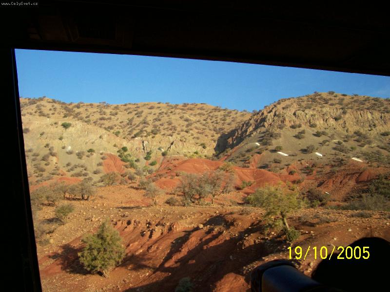 Foto: Atlas-Cestov�n� p�es poho�� Atlasu z Agadiru do Marak�e