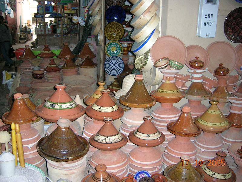 Foto: Tr�i�t�-N�doby na \"ta�in\" - typick� n�rodn� j�dlo v Maroku