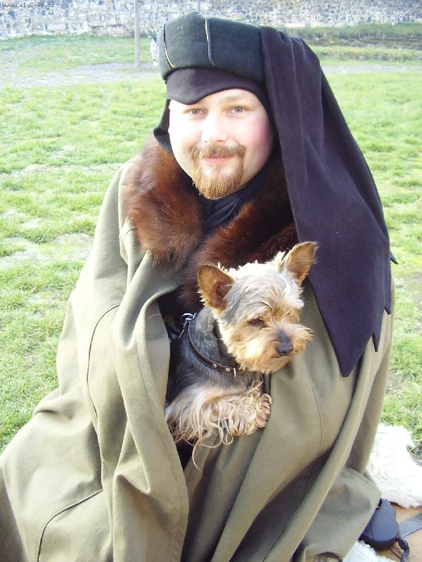 Foto: charlie-s ta�kou na hrad�