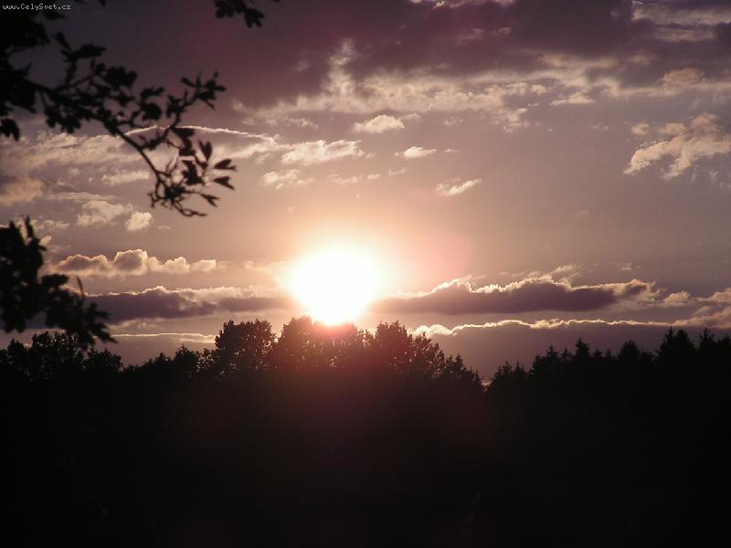 Foto: z�pad slunce