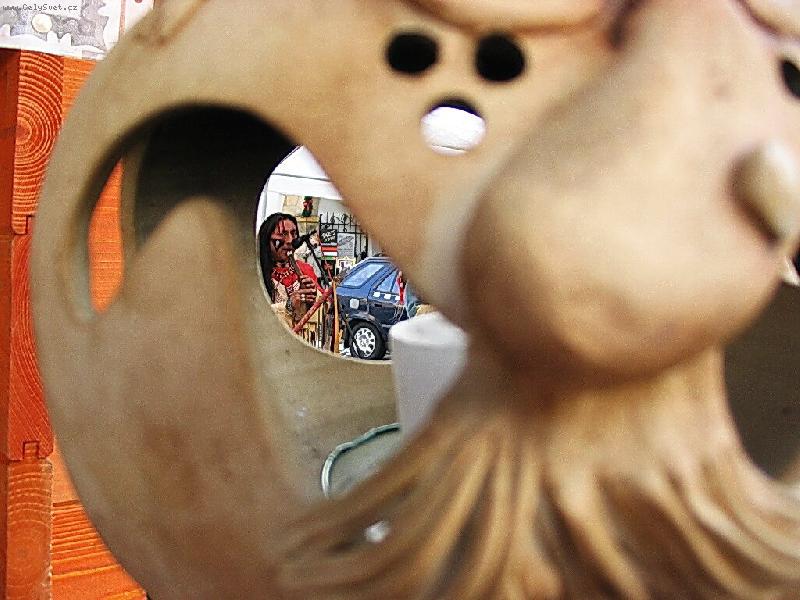 Foto: indi�n a jeho ,,kon�,,-peru�nec v Olomouci