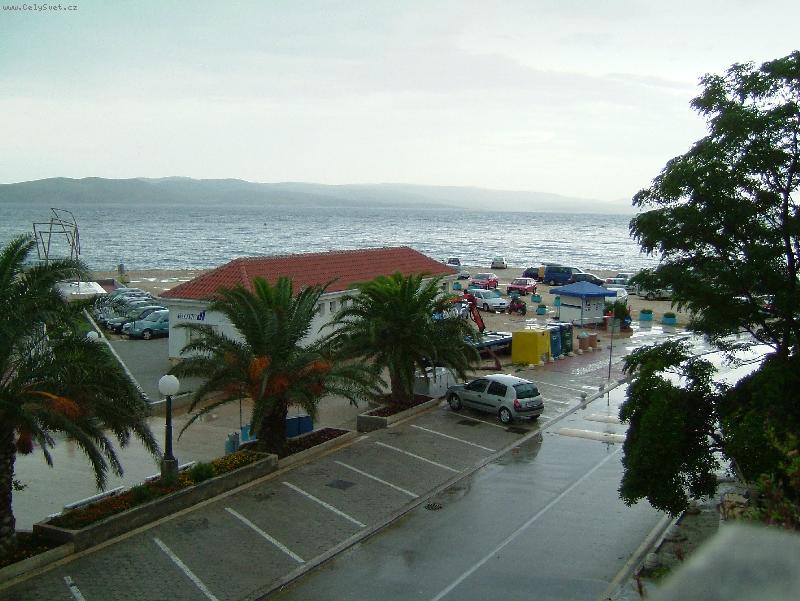 Foto: Ba�ka Voda-p�ed bou�kou