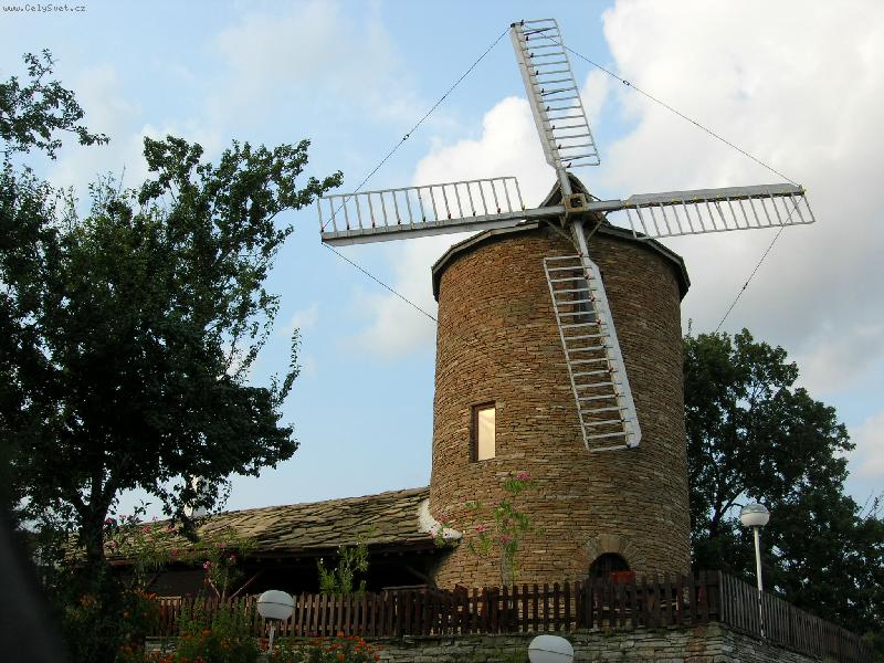 Foto: Slune�n� pob�e��-V�trn� ml�n