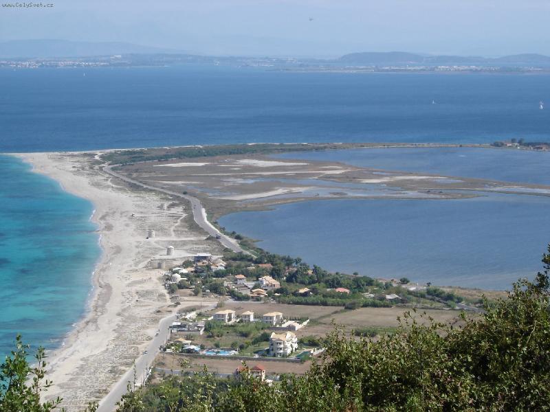 Foto: Pl� Milos - �ecko - Lefk�da-Pl� Milos - �ecko - Lefk�da