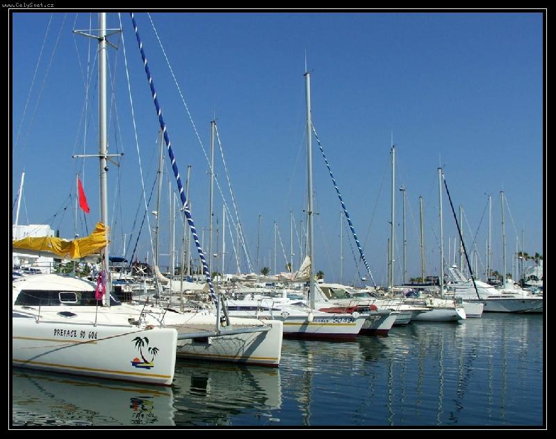 Foto: v p��stavu