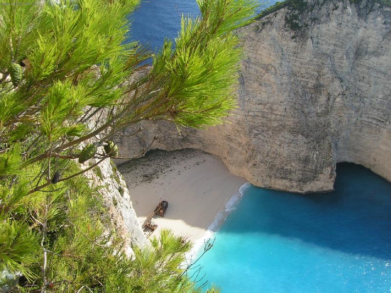 Foto: Zakynthos - Navagio pl�-nejkr�sn�j�� pl� ostrova