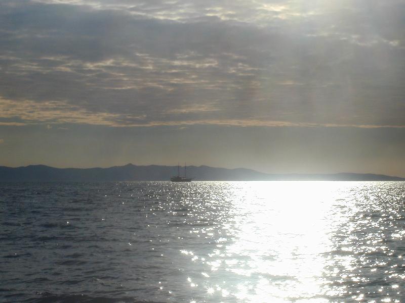 Foto: U� se bl�� z�pad slunce-Dra�nice