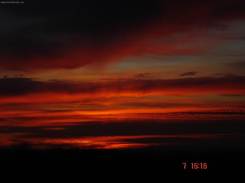 Foto: Nebe-Z�pad slunce