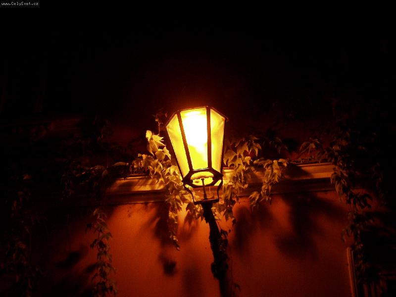 Foto: Minulost-Star� z�meck� schody, Praha