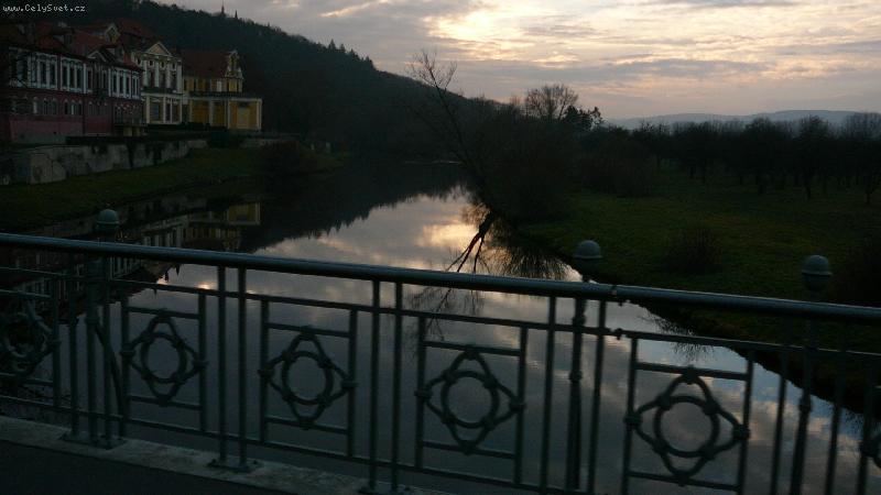 Foto: Z�pad nad Zbraslav�-V�NO�N�