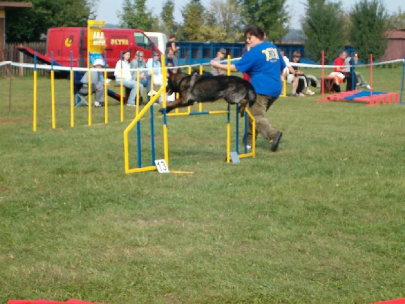 Foto: Corinka-Na�e Corinka je�t� v 10. letech, prost� je to na�e �ikulka.