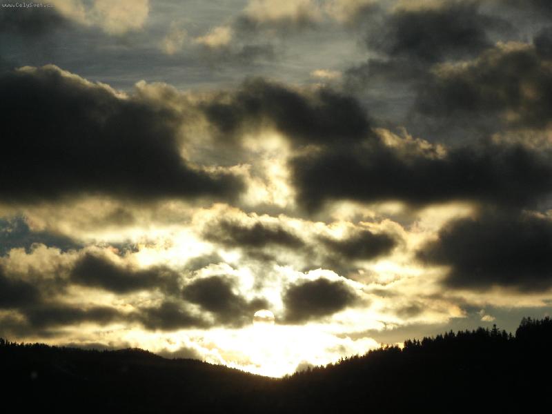 Foto: Z�pad slunce-u Liberce