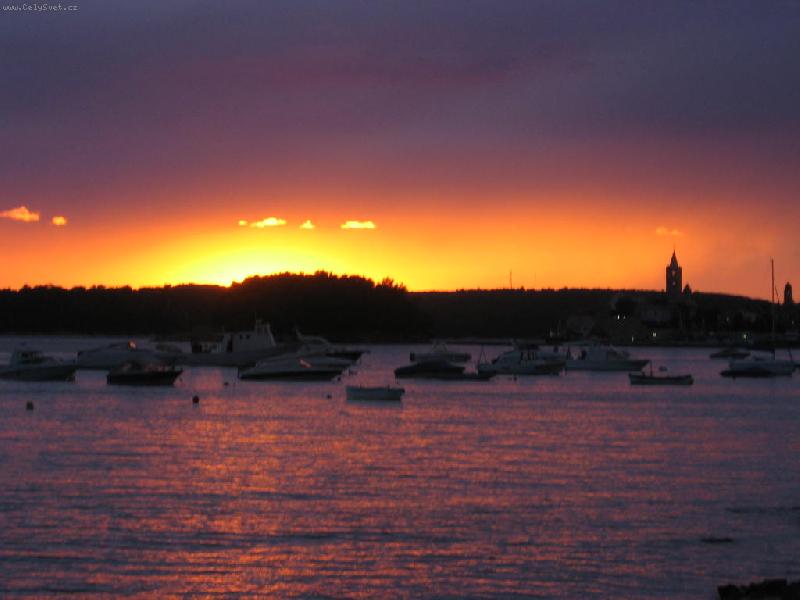 Foto: Z�pad Slunce na ostrovu RAB