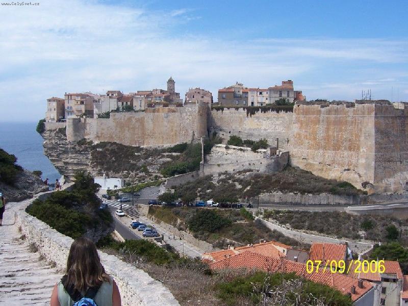 Foto: Korsika - m�sto Bonifaccio-Korsika - m�sto Bonifaccio