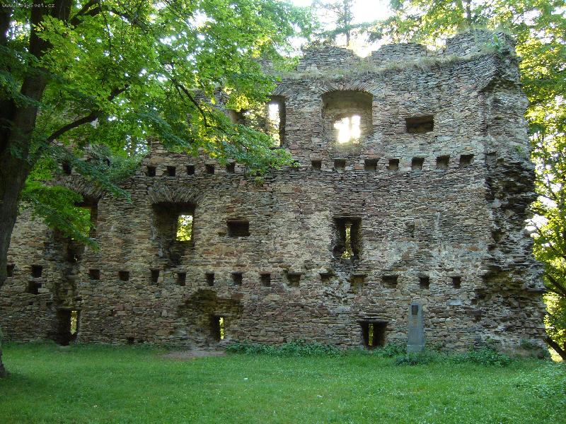Foto: Tol�tejn-n� hrad