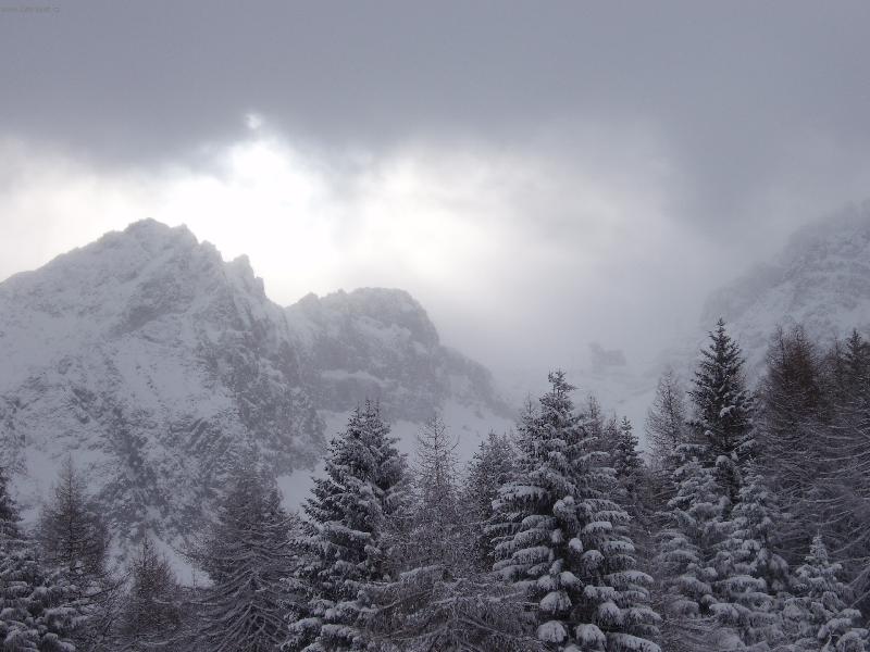 Foto: Presena-Uka� se slunce