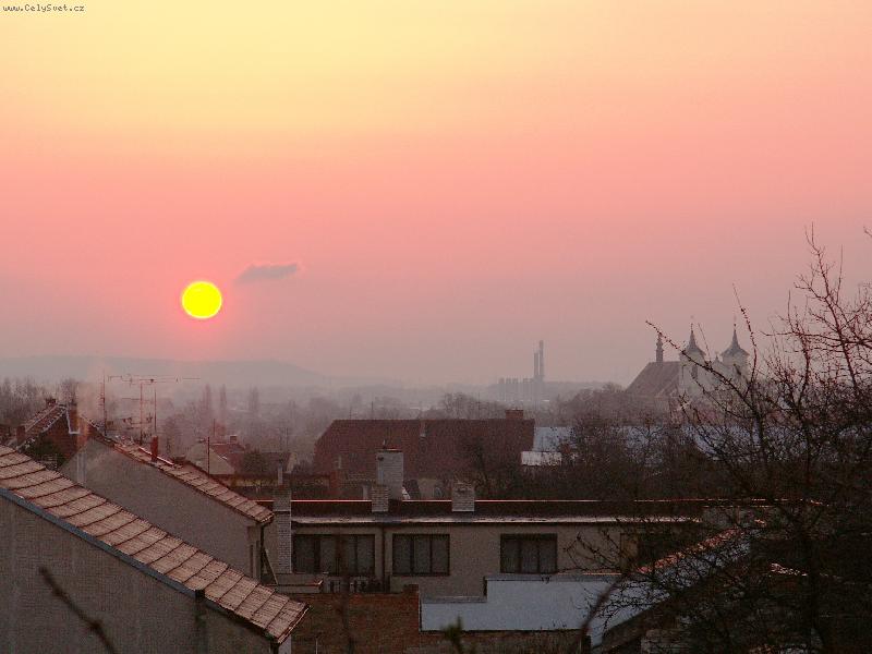 Foto: Slavkovsk� Slunce-V�chod Slunce nad Prateck�mi v��inami