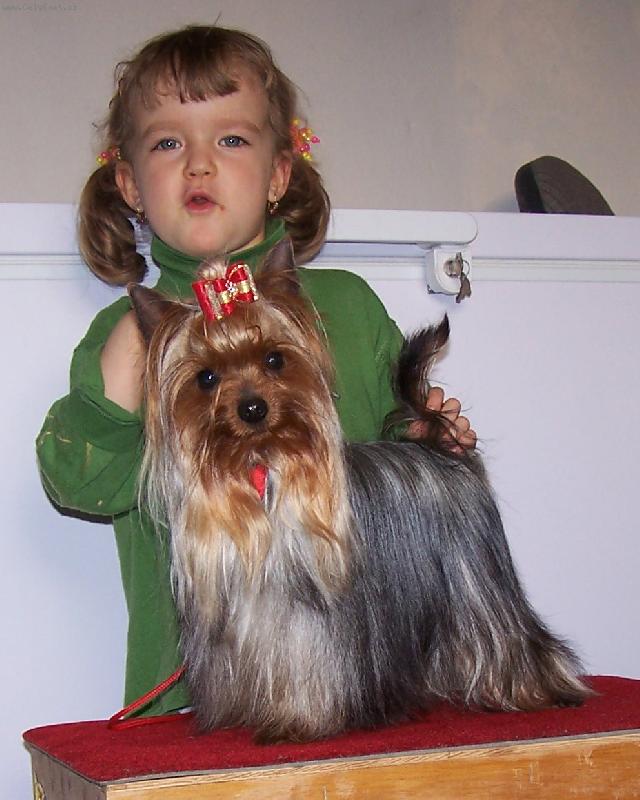 Foto: junio�i :o)-mlad� vystavovatelka Ka�enka a Dane�ek