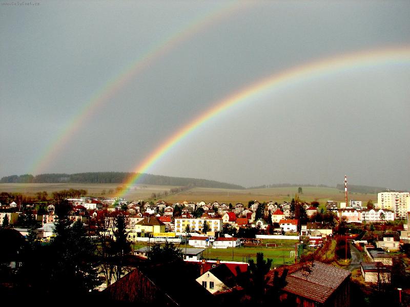 Foto: Duha-Barvy nad m�stem