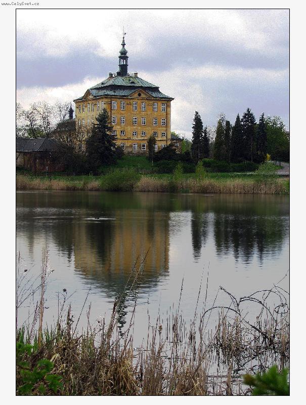 Foto: Z�mek v Ji��n�vsi