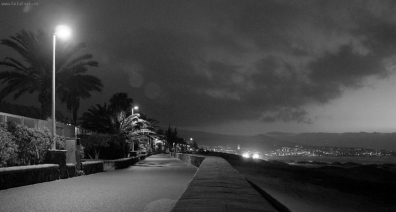 Foto: P�ed sv�t�n�m