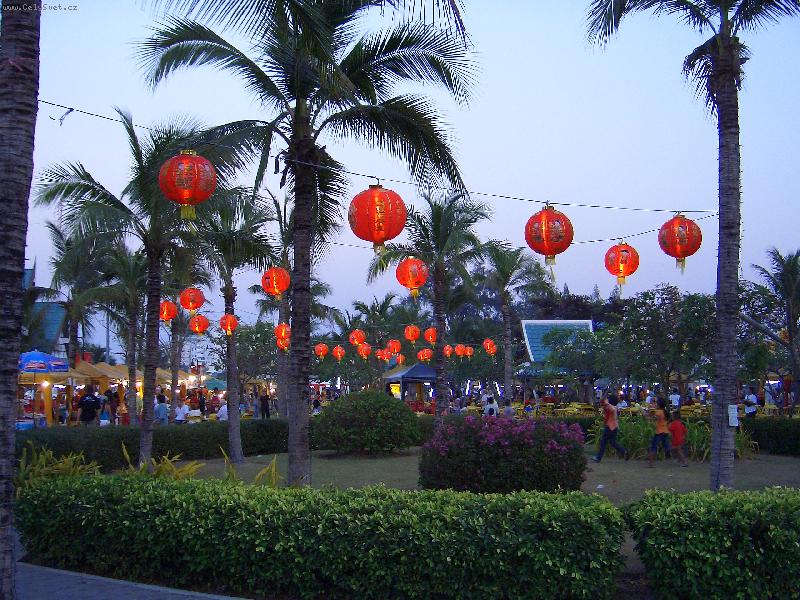 Foto: oslava ��nsk�ho nov�ho roku-oslava ��nsk�ho nov�ho roku pro ���any �ij�c� v Thajsku