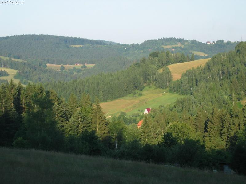 Foto: VALA�SK� KOPE�KY DNES R�NO-tady je�t� houby nerostou, ale je kr�sn�