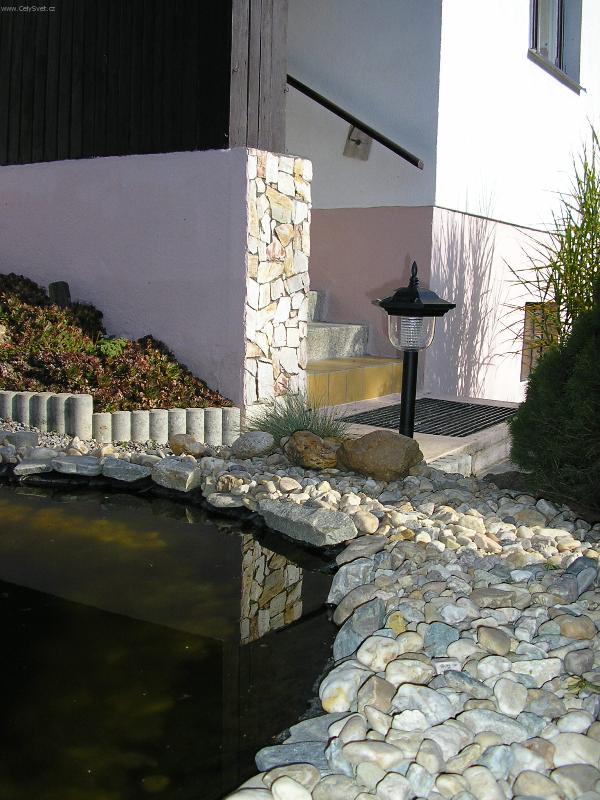 Foto: Jez�rko-Jez�rko u chaty na Vyso�in�