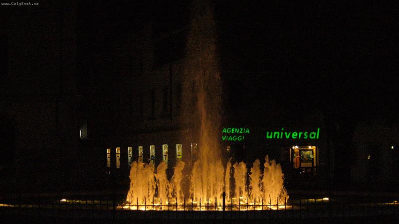 Foto: Monfalcone ll.-Font�na ve�er