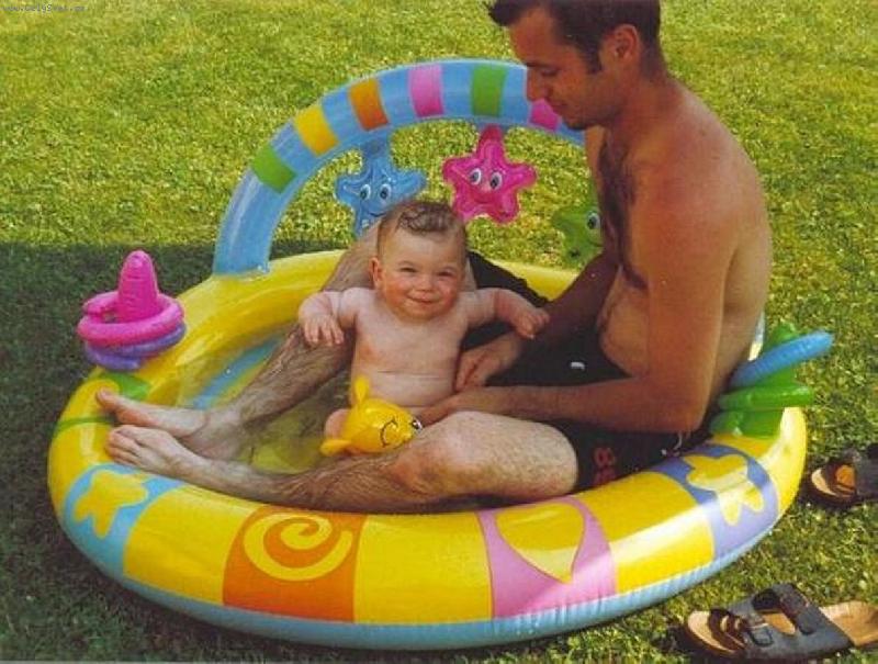 Foto: Letn� pohodi�ka-S ta�kou v baz�nku je nejl�pe