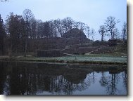 podve�er p��rodn�ho divadla Loket