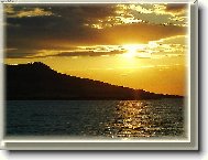 ...z�pad slunce...