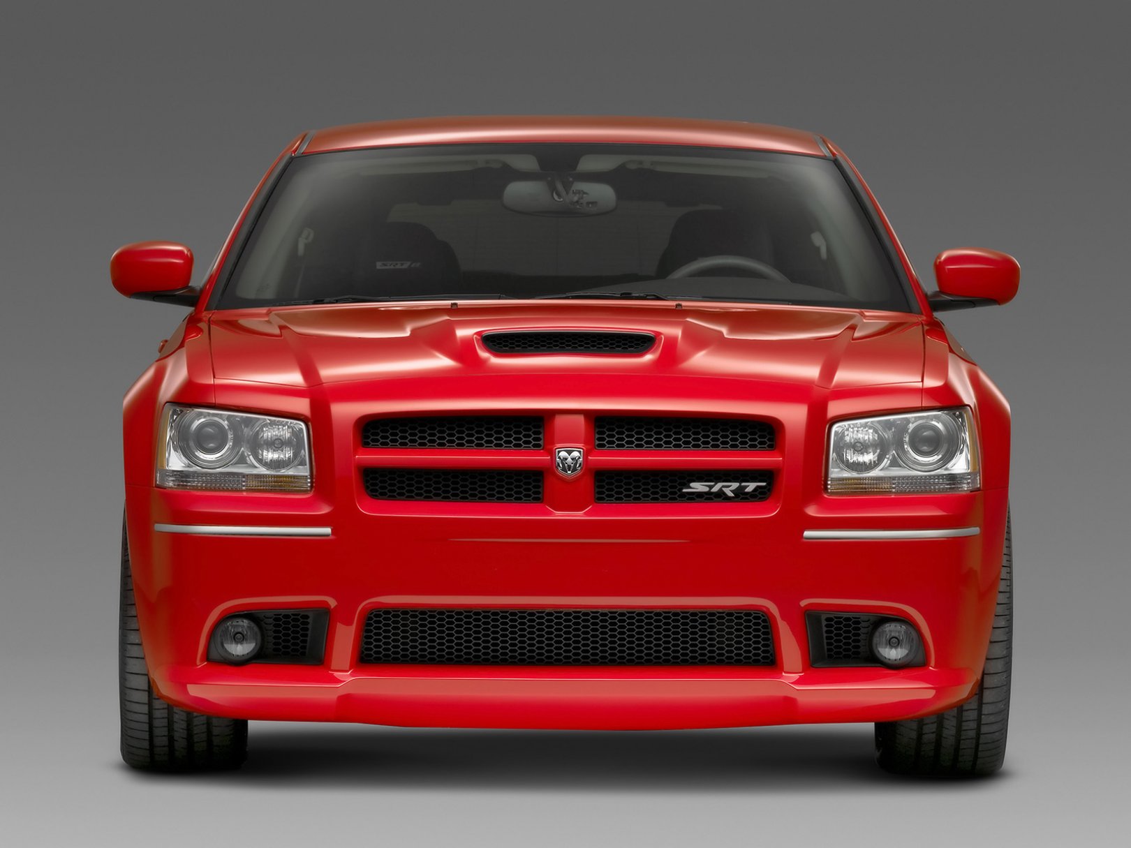 Foto: Dodge Magnum SRT8 Front (2008)