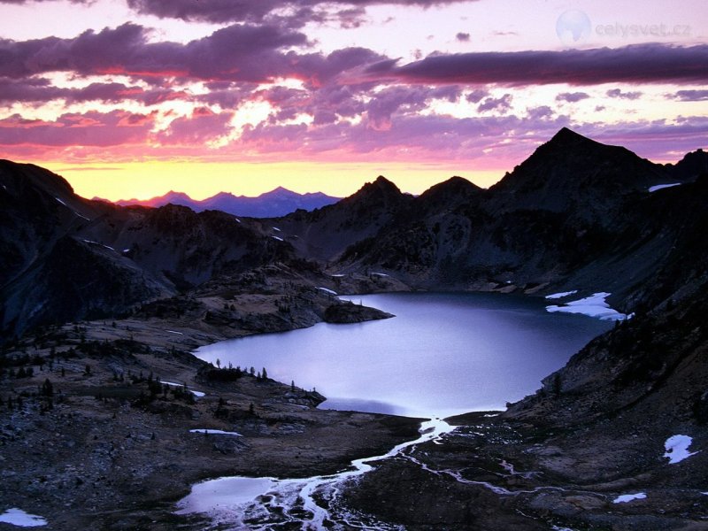 Foto: Sunrise Over Upper Ice Lake Basin, Glacier Peak, Washington