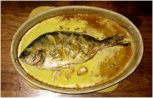 Recept online: Zape�en� pra�ma s �edarem: Pe�en� pra�ma  v citronov� ���v� s b�lou om��kou a �edarem